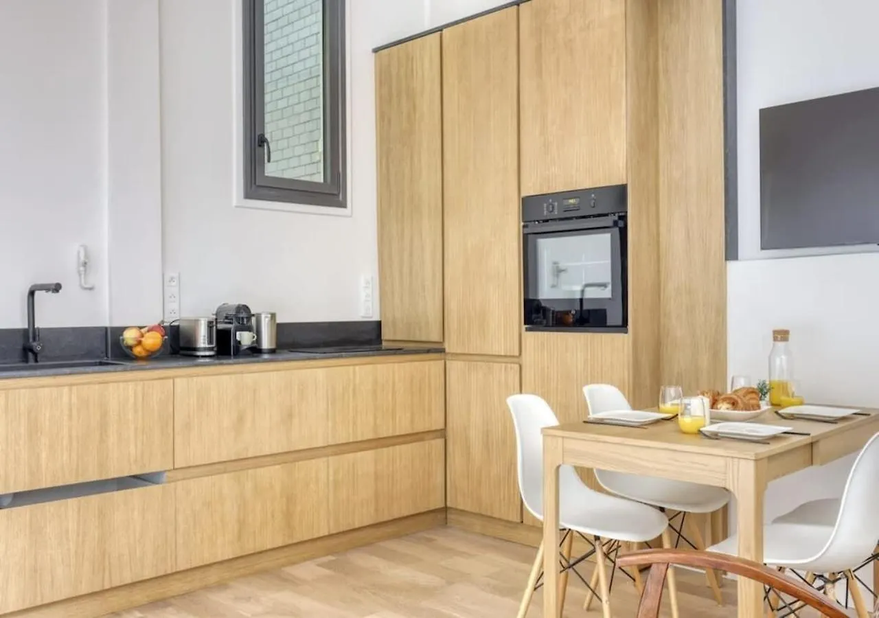 Cosy 2 Rooms Flat - Chic 16Th District - Mid-Term Paris Apartment